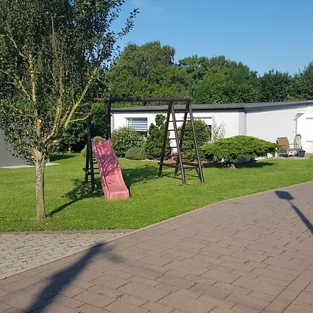 Lighthouse View Modern Retreat * Bastorf